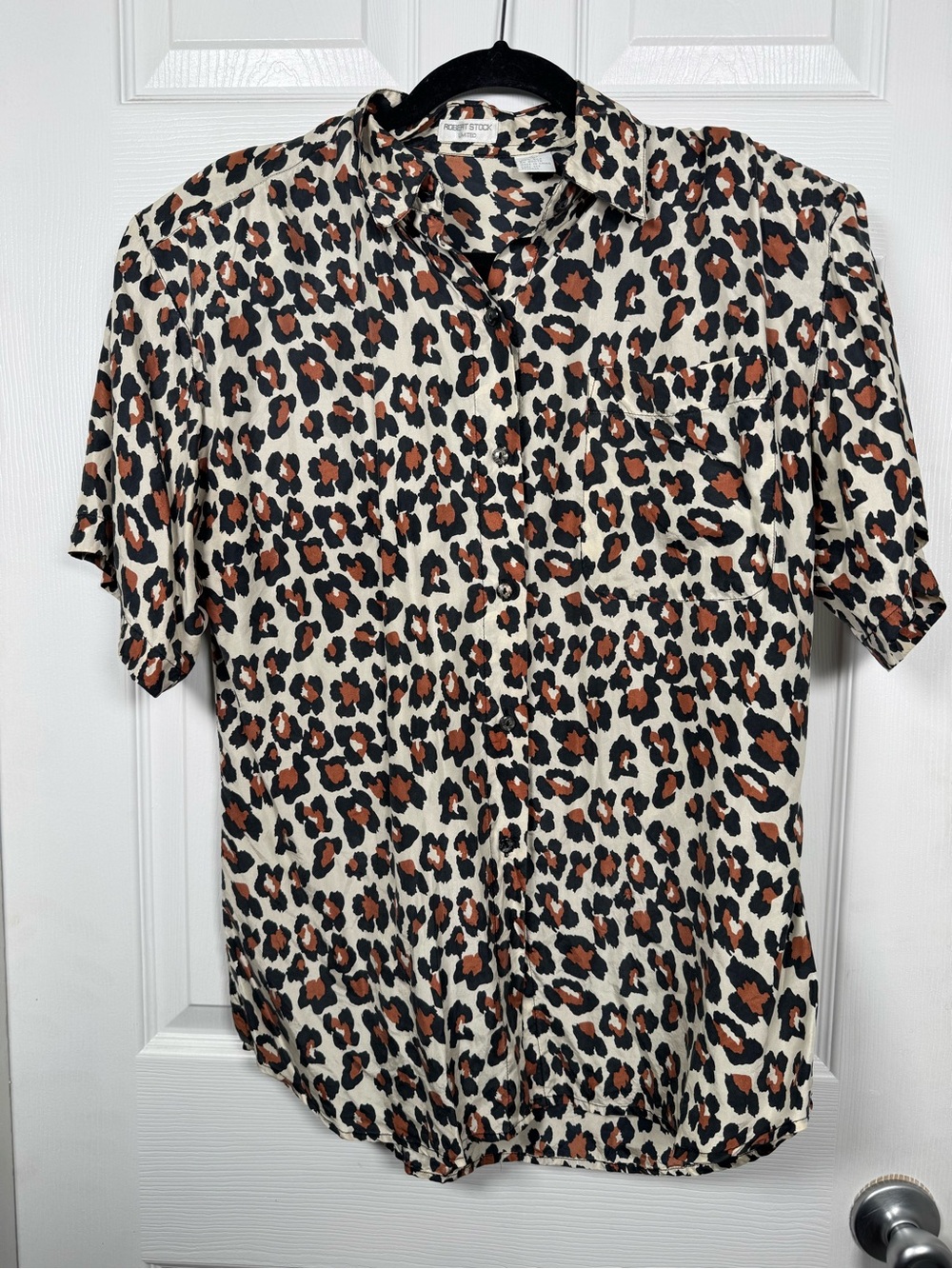 Vintage Robert Stock Limited 100% Silk Leopard Print Button Down Shirt L